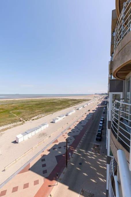 Cozy Apartment With Beautiful Seaview Кнокке-Хейст Экстерьер фото